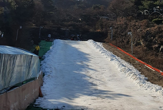 이안숲속사계절썰매장